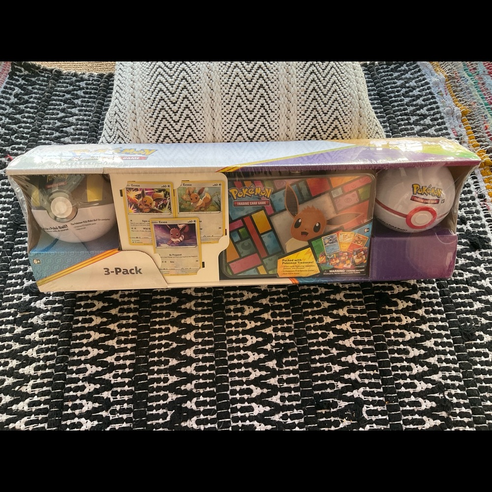 Pokemon Eevee Treasure Chest 3-Pack Bundle